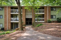 Building Photo - 1287 Schaub Dr