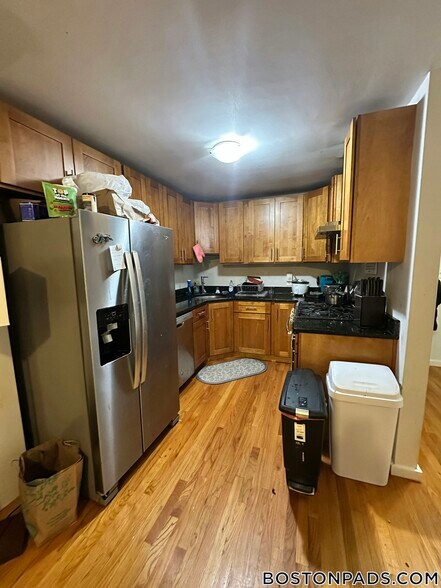 Building Photo - 173 Rindge Ave