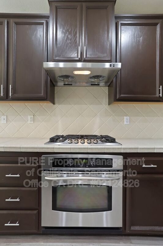 Building Photo - 1518 Sandmark Dr