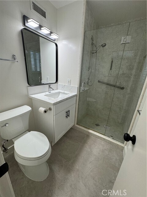 Building Photo - 16763 Daisy Ave