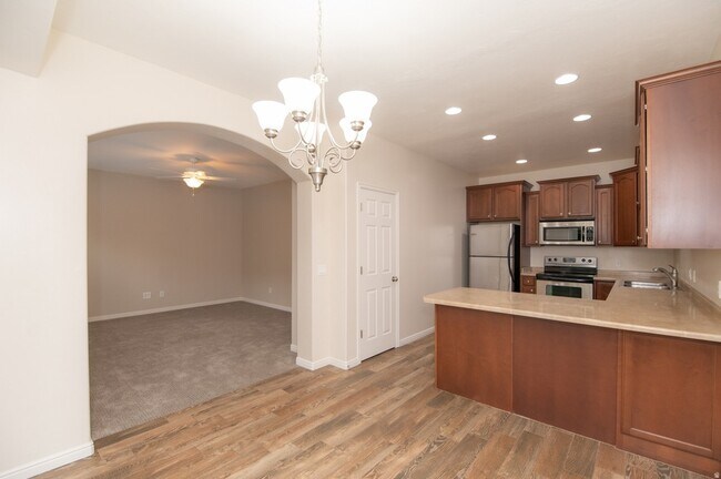 Building Photo - 3422 W Mount Cortina Way