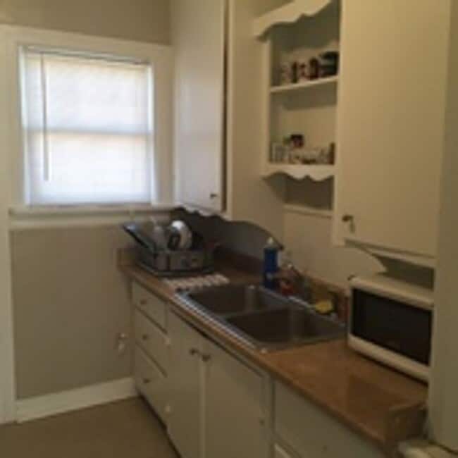 Building Photo - Pre Leasing for Fall 2026!!