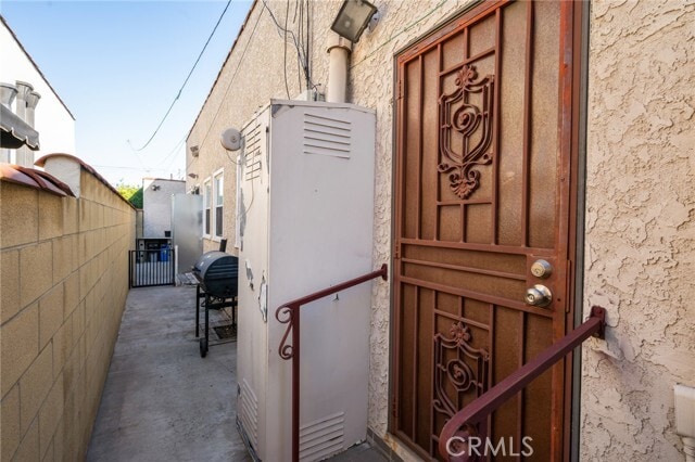 Building Photo - 929 E 37th St