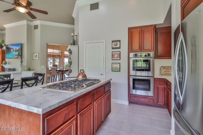 Building Photo - 1808 Crystal View Cir