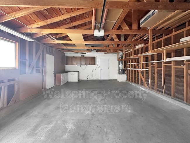 Building Photo - 1201 N Erwin St