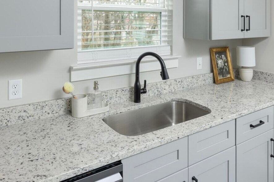 Building Photo - 4209 Willard Dr