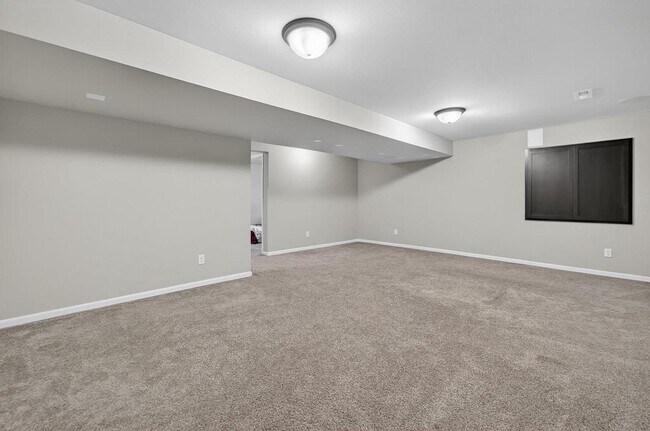 Building Photo - 9720 Winter Basil Dr