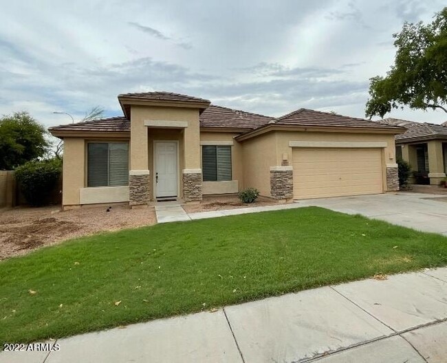 Building Photo - 3077 E Kingbird Pl