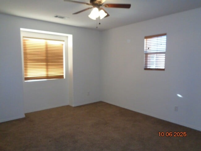 Building Photo - Large 2 Story Offering 3419 sq. ft. and 5 bedrooms plus loft