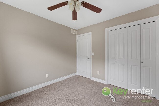 Building Photo - 2311-2313 E Coolwater St Duplex