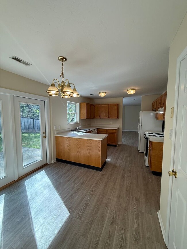 Building Photo - Great location! 3 Bedroom Home in Highly Desirable area of Farragut!