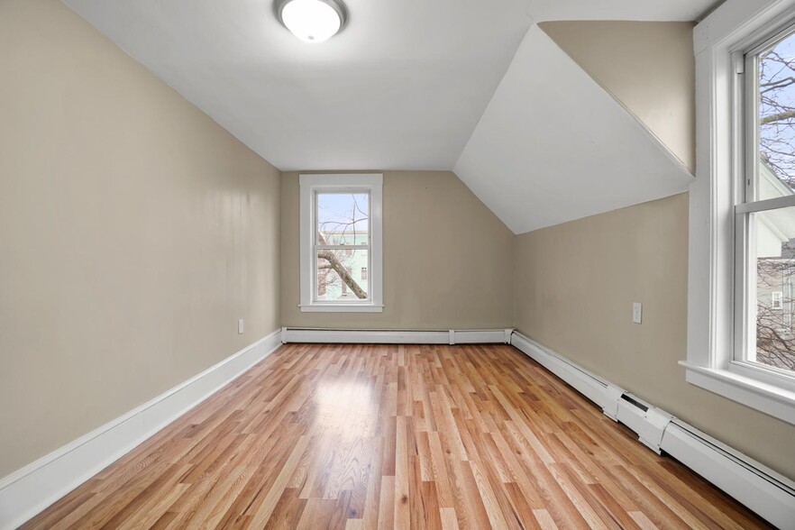Building Photo - 119 Andover St