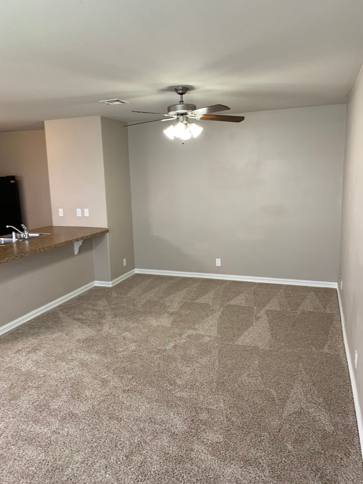 Building Photo - 3406 E Fairmont Pl