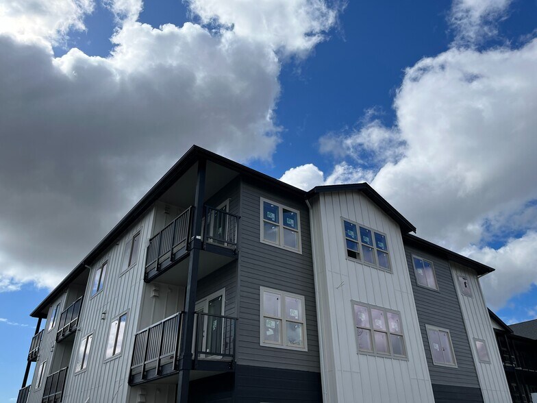 Alder Creek 5125 Labounty Dr Ferndale WA 98248 Apartment Finder