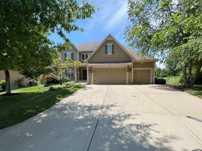 Building Photo - 9011 W 158th Terrace