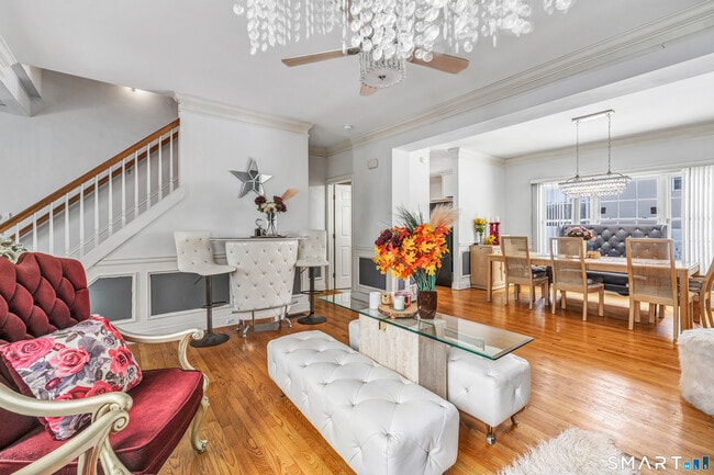 Building Photo - 240 Highland Ave