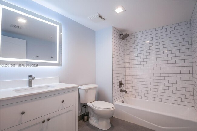 Building Photo - 117 NW 42nd Ave