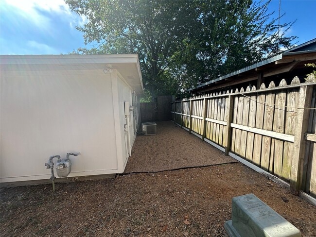 Primary Photo - 7831 Terra Cotta Dr