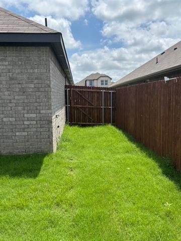 Building Photo - 217 Greenshade Ln