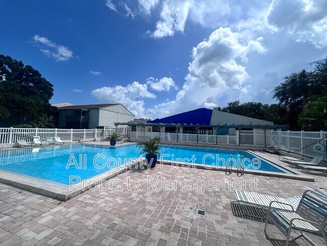 Building Photo - 11415 8th Way N