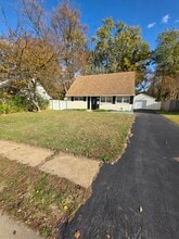 Building Photo - 1406 Montgomery Rd