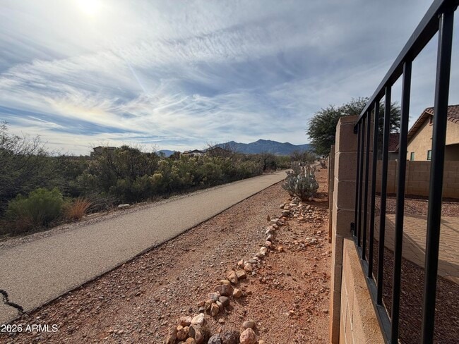 Building Photo - 4662 Redwood St