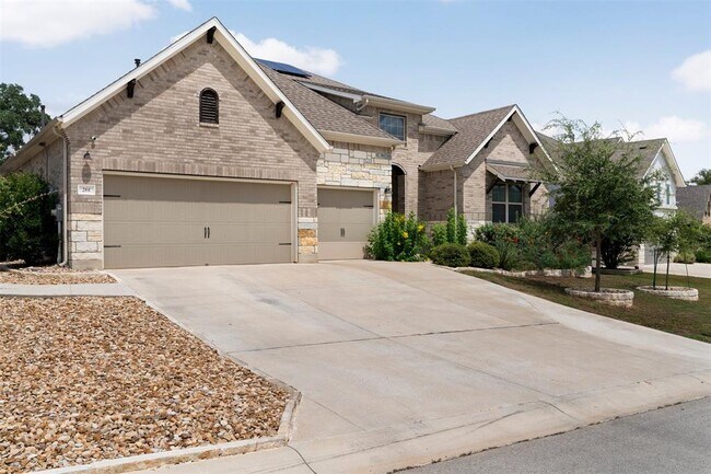 Building Photo - 261 Double L Dr