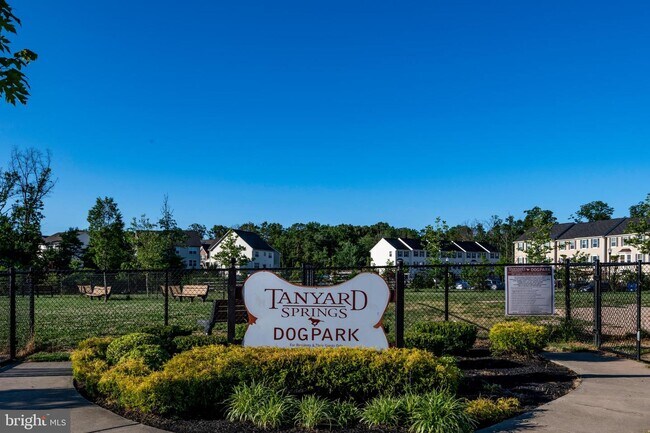 Building Photo - 7672 Timbercross Ln