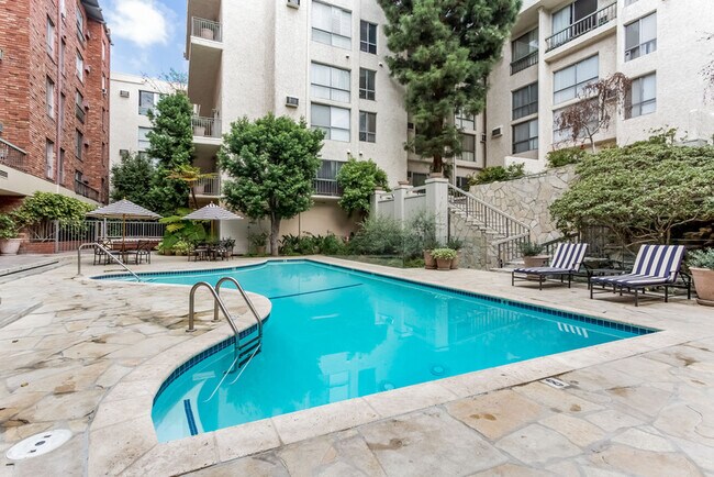 Building Photo - 1440 Veteran Ave