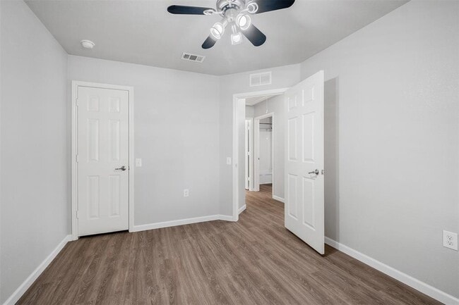 Building Photo - 5932 Abby Ann Ln