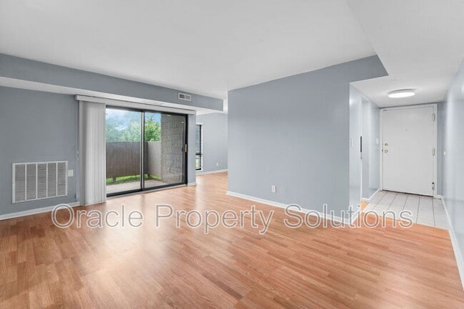 Building Photo - 6085 Majors Ln