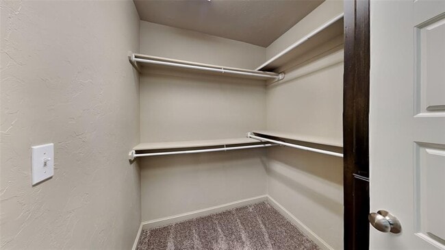 Building Photo - 8809 SW 55th St