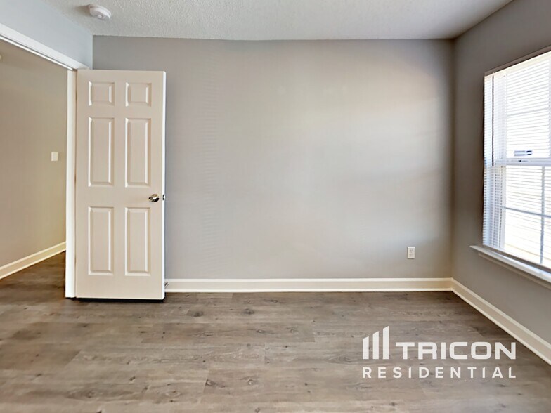 Building Photo - 2028 Beckwith Ln