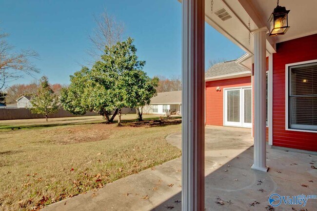 Building Photo - 97 S Interlaken Dr