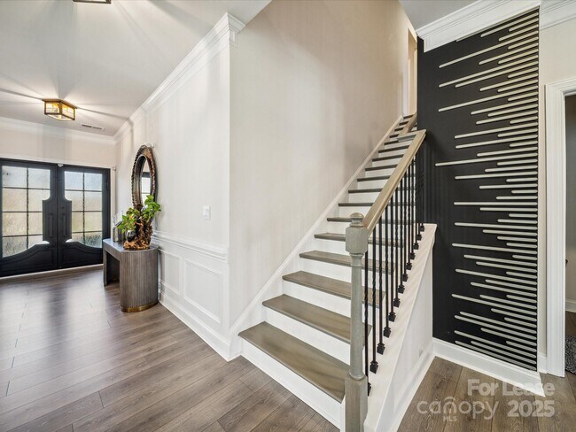 Building Photo - 6112 Willow Pin Ln