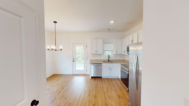 Building Photo - Creekside Unit With Flex Room- Villages at Bear Creek in Columbia, TN