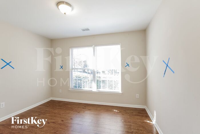 Building Photo - 216 Winding Canyon Dr