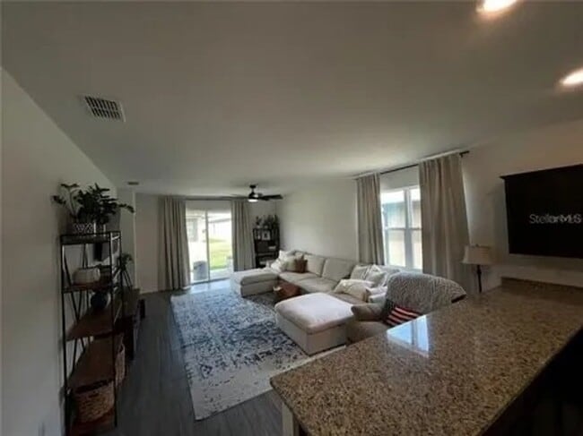 Building Photo - 6236 Dolostone Dr