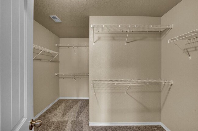 Building Photo - 6507 Donahue Drive