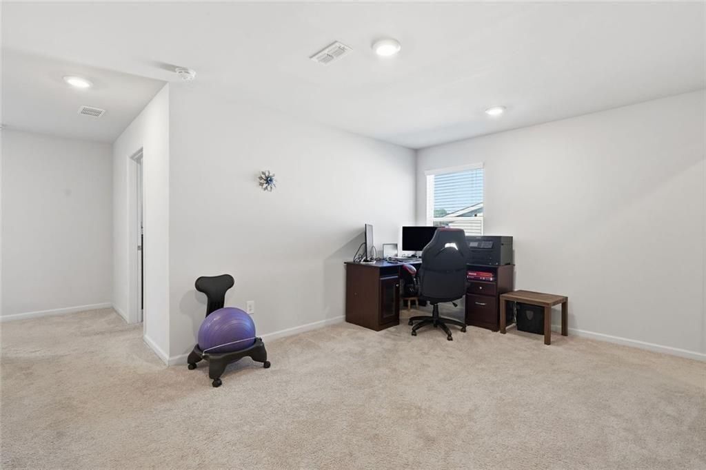 Building Photo - 196 Summit Pointe Dr