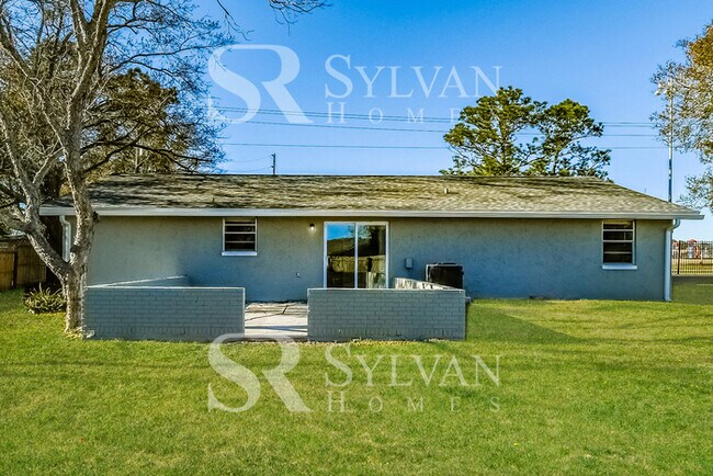 Building Photo - Rest. Relax. Recharge. Home awaits!