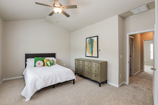 Building Photo - 79 Jackson Ct