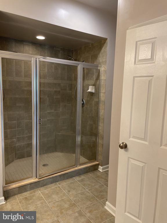 Building Photo - 7548 Stoney Run Dr