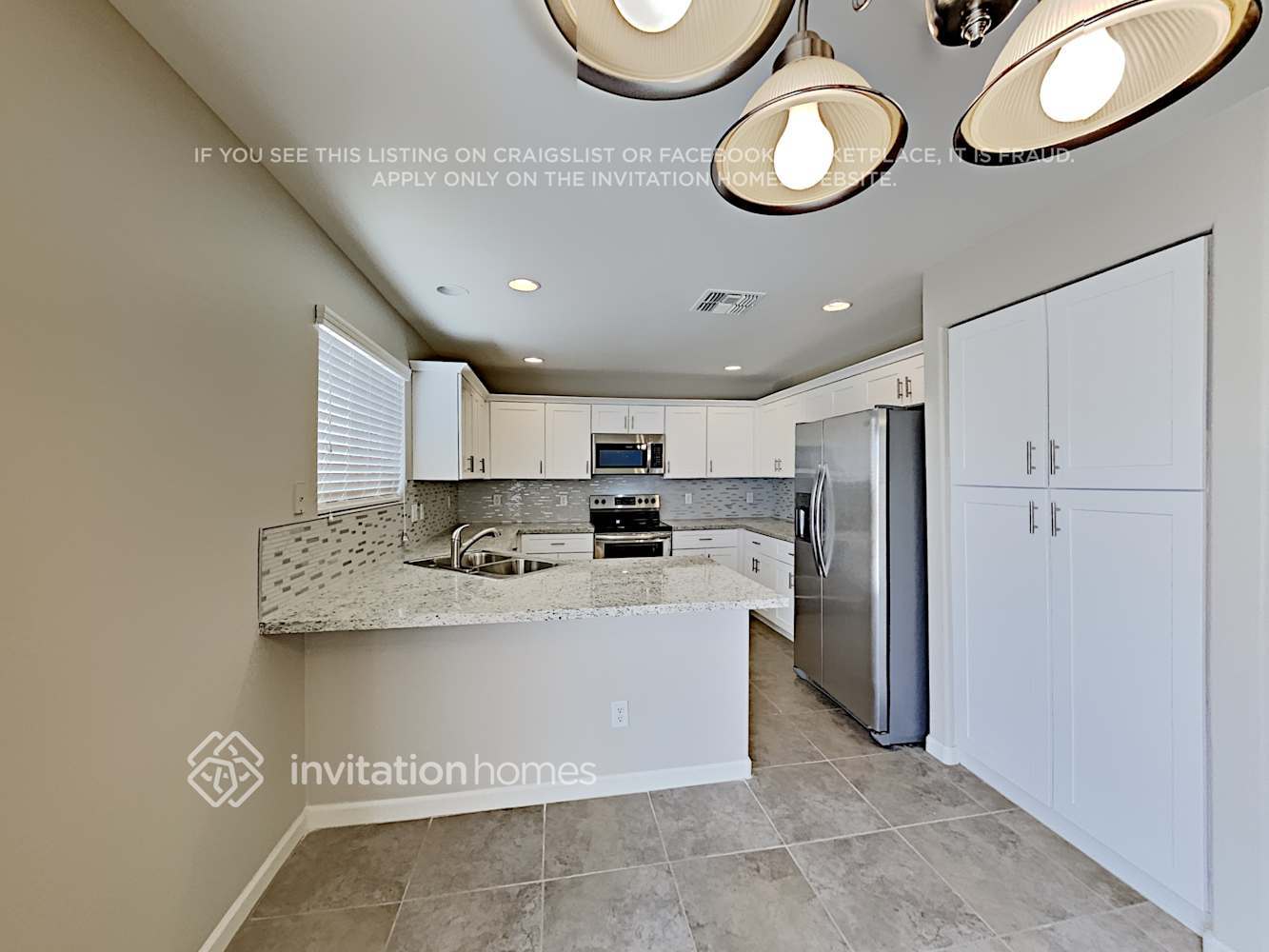 Building Photo - 917 S 224th Ln