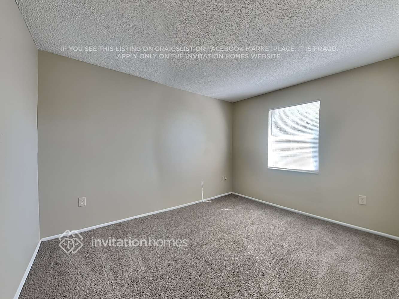 Building Photo - 546 Lake Dexter Blvd