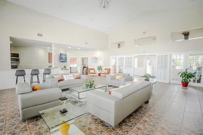 Building Photo - 2208 Antigua Pl