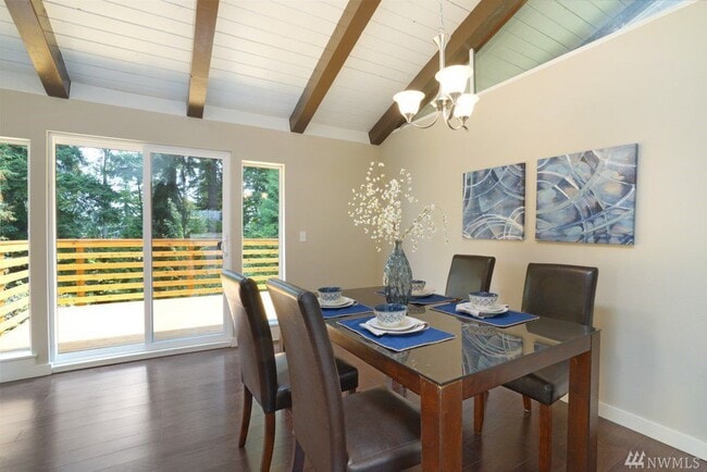 Building Photo - Gorgeous 4 Bedroom, 4 Bath +Bonus Room in Richland Heights