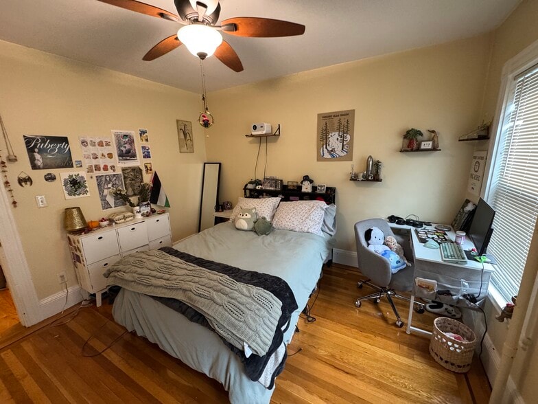 Building Photo - 42-44 Gorham St. Unit 2