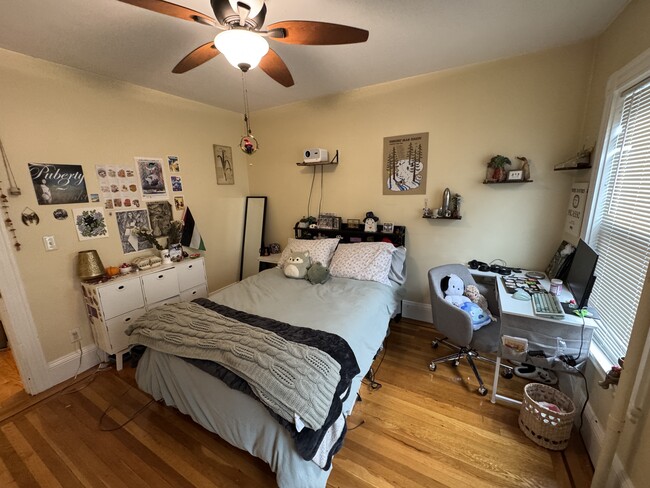 Building Photo - 42-44 Gorham St. Unit 2