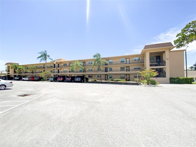 Building Photo - 1370 Heather Ridge Blvd